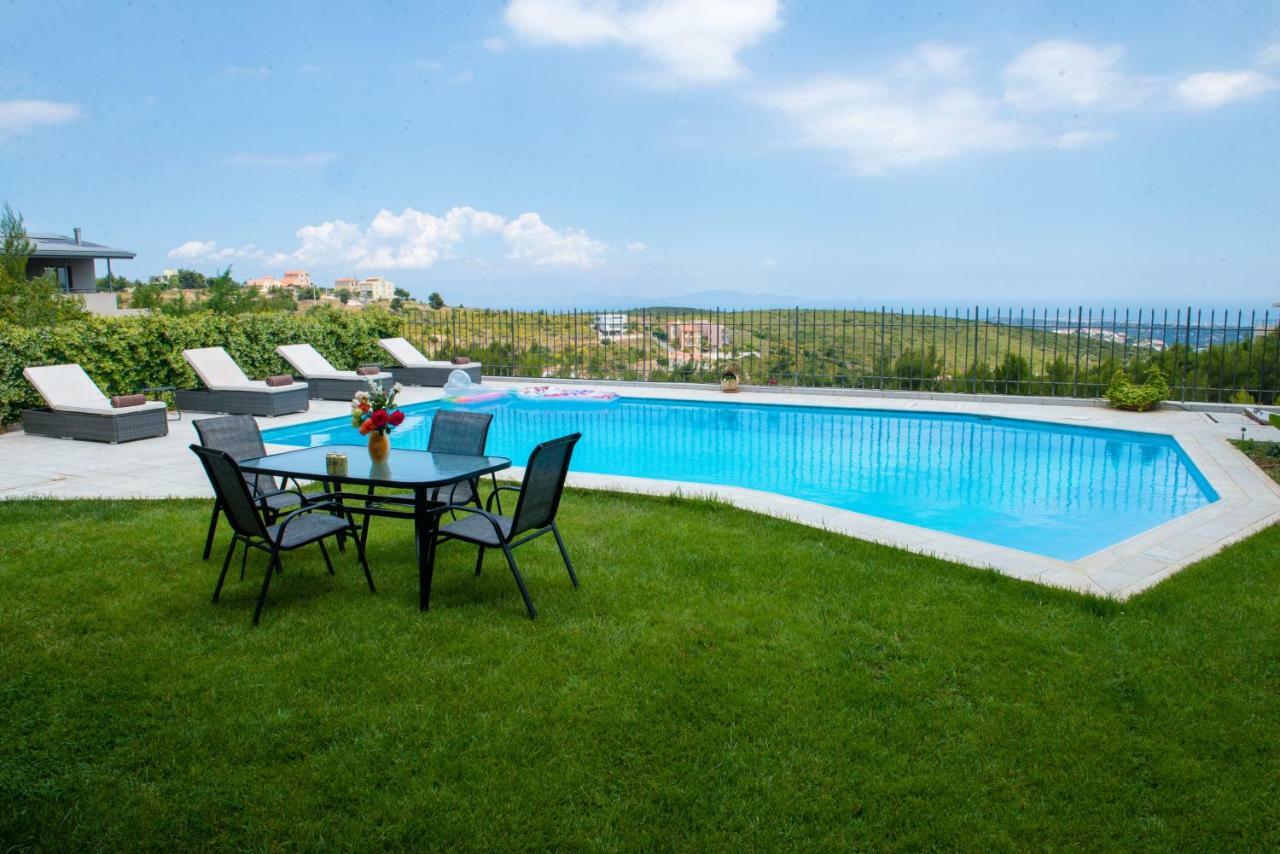 Villa Olympia Vip Dhráfi Exteriör bild