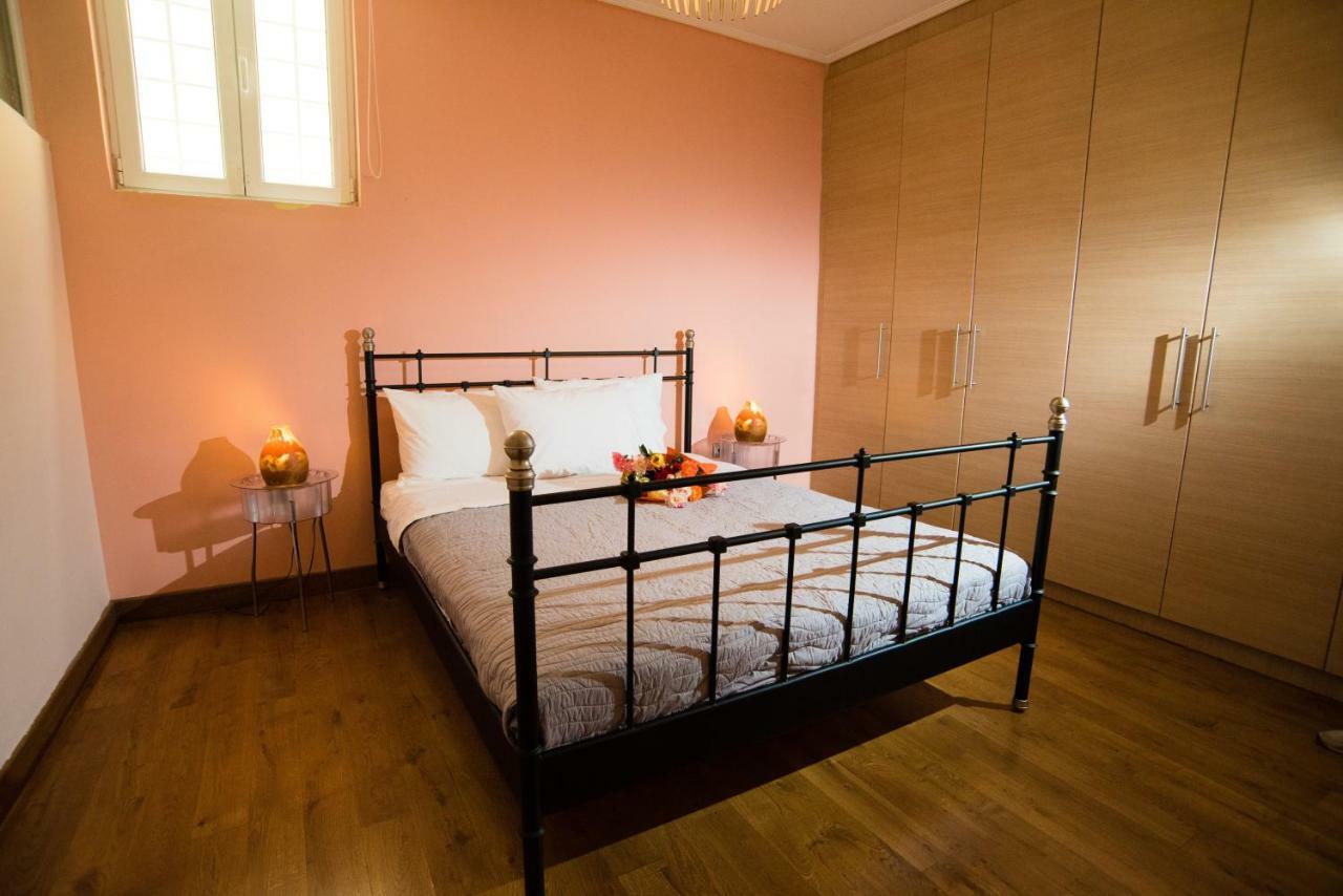 Villa Olympia Vip Dhráfi Exteriör bild