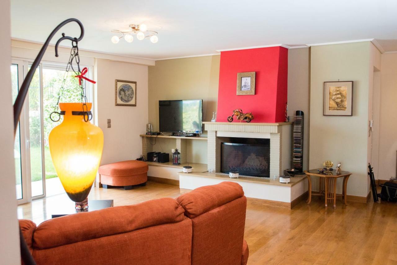 Villa Olympia Vip Dhráfi Exteriör bild